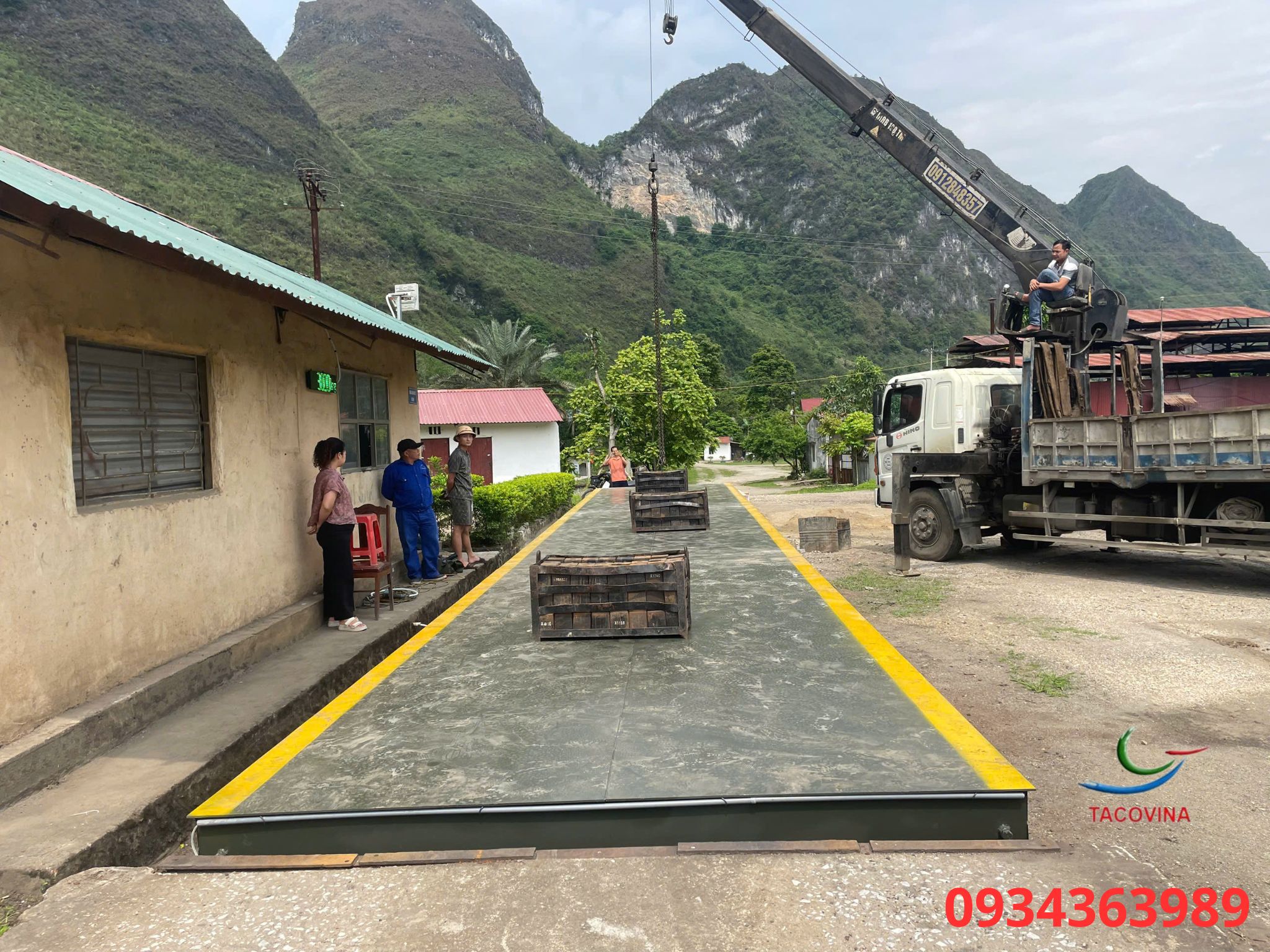 BÀN GIAO TRẠM CÂN Ô TÔ 120 TẤN TẠI CAO BẰNG: CHẤT LƯỢNG VÀ SỰ TẬN TÂM