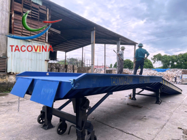 LẮP ĐẶT  CẦU  CONTAINER 10 TẤN KÍCH THƯỚC 13,3 M X 2,4 M