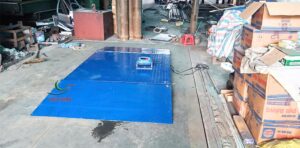 cân sàn điện tử kèm 2 đầu dốc