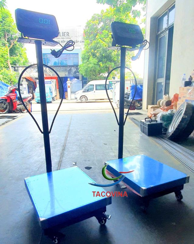 Cân bàn điện tử có bánh xe đẩy Cân bàn điện tử có bánh xe đẩy