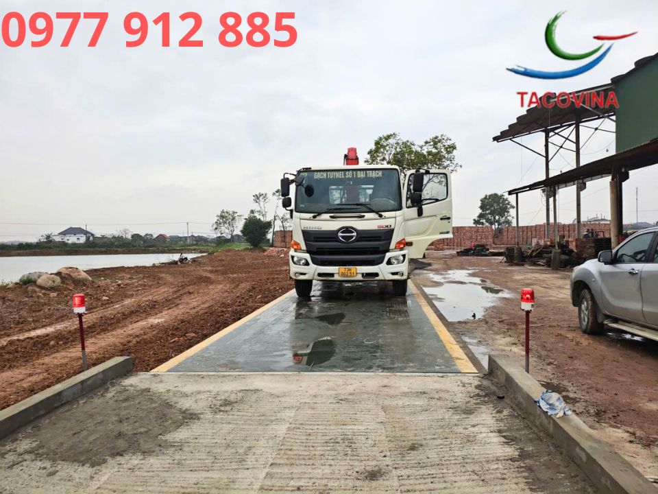 Lắp đặt trạm cân xe tải 120 tấn kiểu lắp nổi kích thước dài 18m x rộng 3m tại Quảng Trị