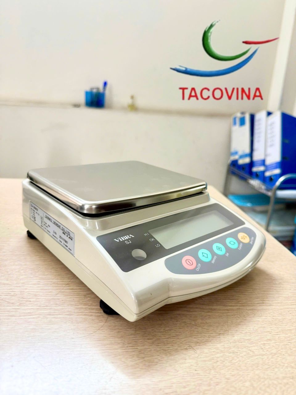 Cân hiển thị 4 đơn vị thông dụng như g, lb, oz, tlt Cân hiển thị 4 đơn vị thông dụng như g, lb, oz, tlt
