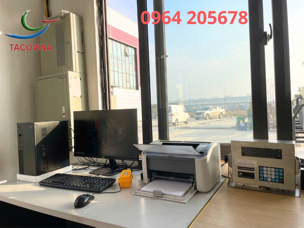 PHÒNG TRỰC TRẠM CÂN Ô TÔ 80 TẤN ĐƯỢC KẾT NỐI VỚI MÁY TÍNH VÀ MÁY IN PHÒNG TRỰC TRẠM CÂN Ô TÔ 80 TẤN ĐƯỢC KẾT NỐI VỚI MÁY TÍNH VÀ MÁY IN