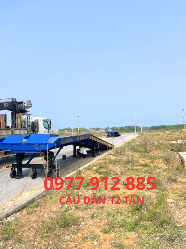 BAN GIAO CAU DAN 12 TAN LEN CONTAINER TAI QUANG HA , QUANG NINH